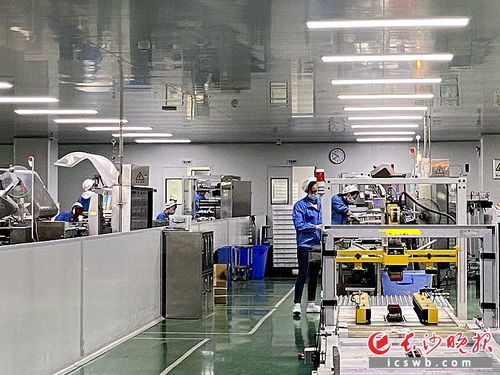 品質(zhì)與創(chuàng)新雙輪驅(qū)動(dòng) 長(zhǎng)沙藥企科研投入持續(xù)加碼，新品競(jìng)相涌現(xiàn)